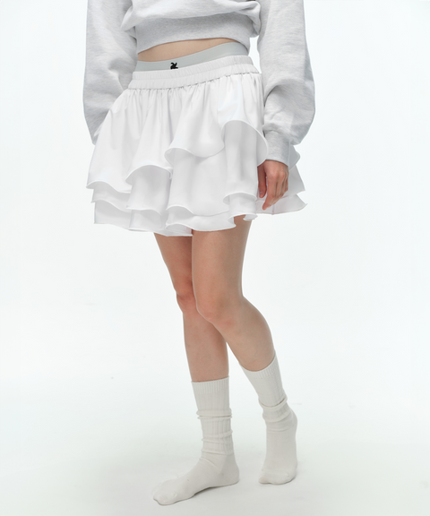 ruffle white skirt
